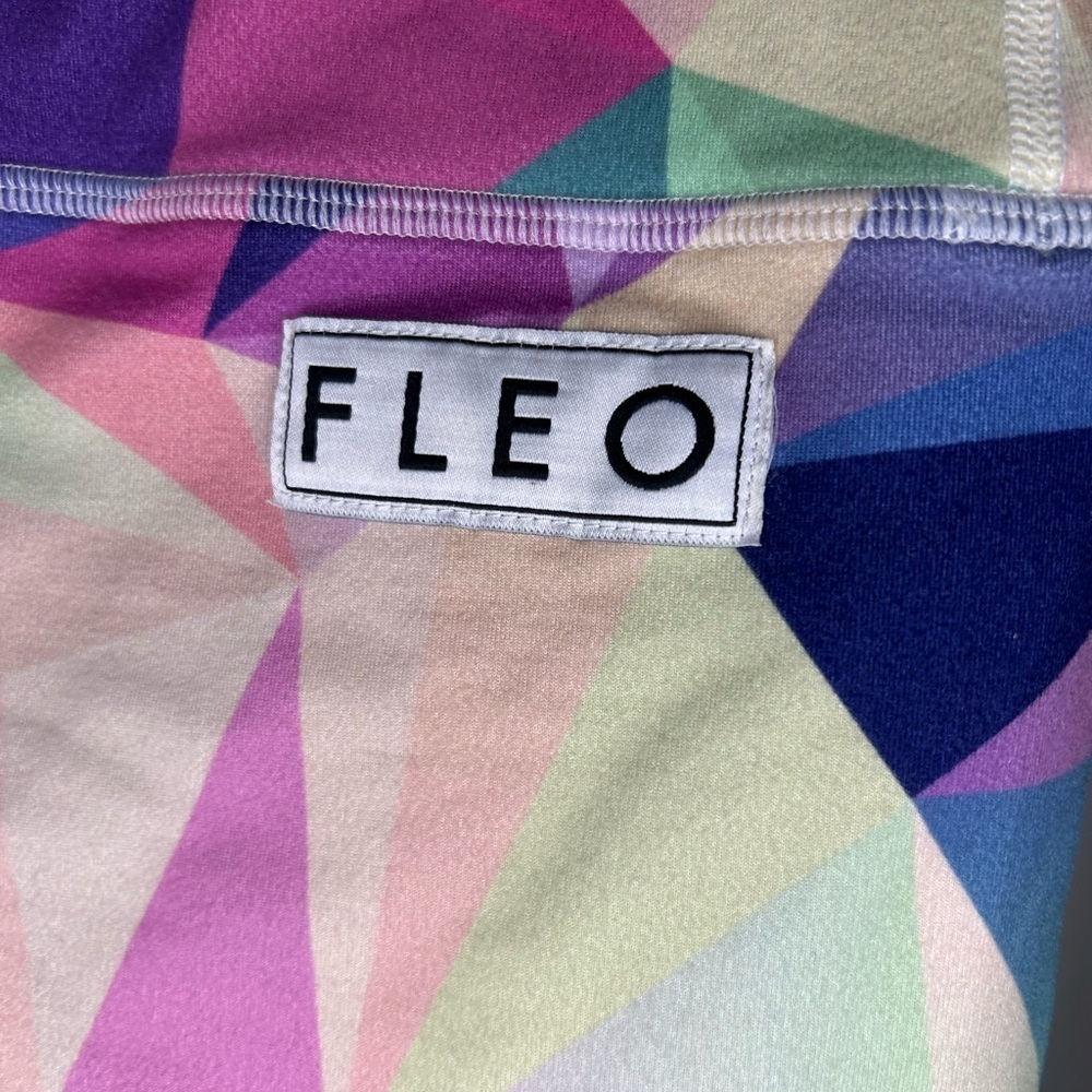 FLEO Jewel Geo Colorful Shorts Women’s Size Small Workout Active Sporty Running - Picture 3 of 8